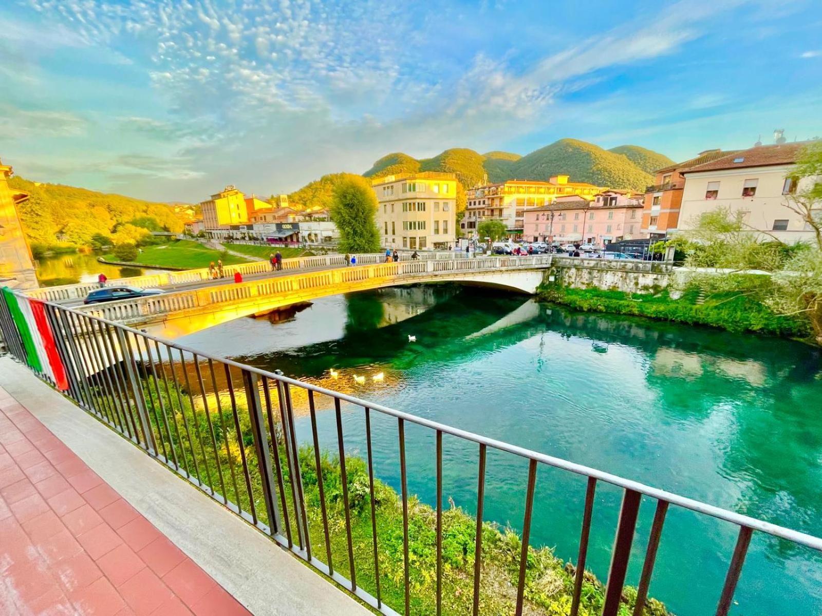 Tra I Due Ponti Apartment Rieti Ngoại thất bức ảnh